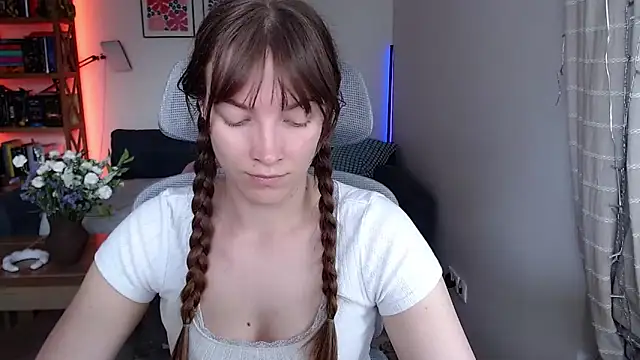 kenzie x online show from June 18, 2026, 9:14 am