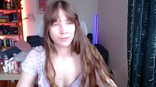 Snapshot of kenzie_x chatting on July 7, 2026, 6:47 am kenzie x online show from July 7, 2026, 6:47 am