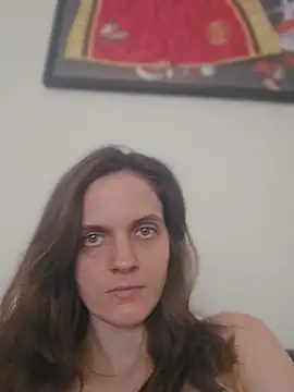 EllieDay online show from May 3, 2026, 1:25 pm