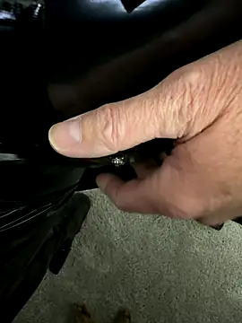 SexyLatexObject online show from October 20, 2025, 1:00 pm