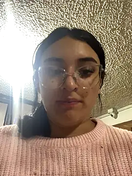 SophiaHilt0n online show from October 1, 2025, 12:31 pm