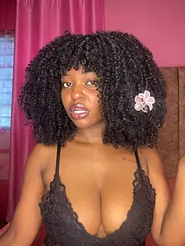 Snapshot of Sugar_plum44 chatting on July 6, 2026, 1:07 pm Sugar plum44 online show from July 6, 2026, 1:07 pm
