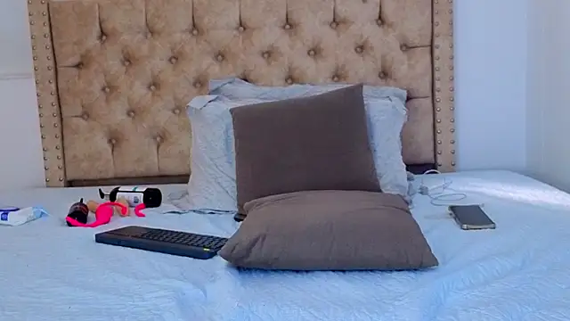 Snapshot of Anya_Texas chatting on March 15, 2026, 7:54 pm Anya Texas online show from March 15, 2026, 7:54 pm