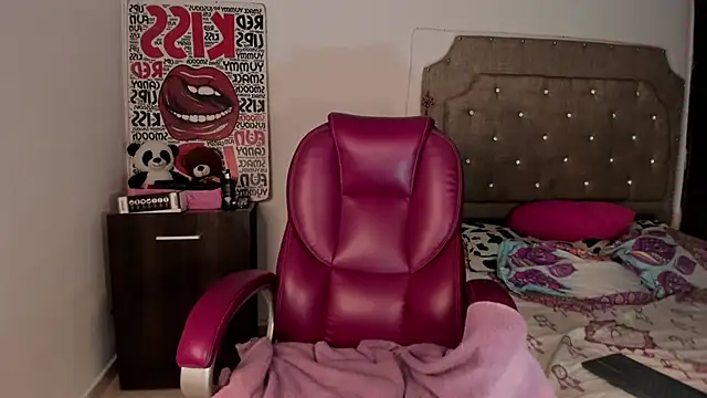 Snapshot of tattys_sexy chatting on February 26, 2025, 5:13 am tattys sexy online show from February 26, 2025, 5:13 am
