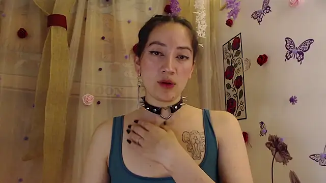 Snapshot of Tanya_WorldBondage chatting on August 7, 2026, 12:16 am Tanya WorldBondage online show from August 7, 2026, 12:16 am