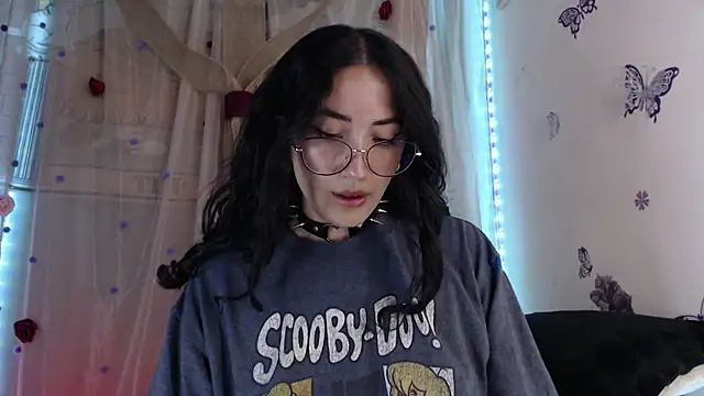 Snapshot of Tanya_WorldBondage chatting on August 2, 2026, 11:46 pm Tanya WorldBondage online show from August 2, 2026, 11:46 pm