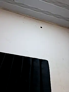 Liancy online show from October 21, 2025, 10:31 pm