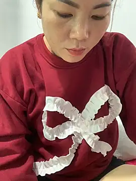 Snapshot of Baby-bigtits chatting on November 29, 2025, 3:06 am Baby-bigtits online show from November 29, 2025, 3:06 am