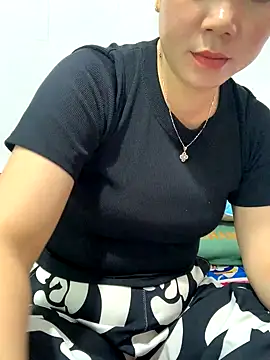 Snapshot of Baby-bigtits chatting on October 21, 2025, 4:34 am Baby-bigtits online show from October 21, 2025, 4:34 am