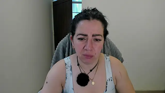 Snapshot of Im_coco chatting on June 3, 2026, 12:50 pm Im coco online show from June 3, 2026, 12:50 pm