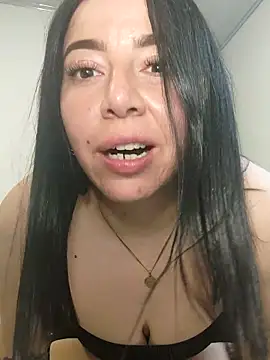 Snapshot of Im_coco chatting on June 20, 2026, 6:02 pm Im coco online show from June 20, 2026, 6:02 pm