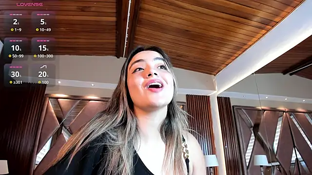 IsabellaaJoness online show from July 21, 2026, 12:28 pm