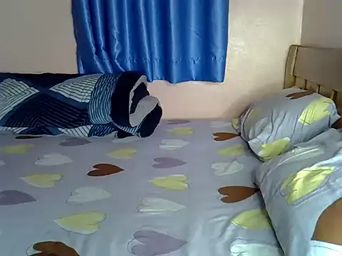 Snapshot of sweet_rozie chatting on May 30, 2026, 7:15 am sweet rozie online show from May 30, 2026, 7:15 am