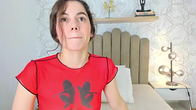 Snapshot of Roma__love chatting on October 27, 2025, 12:06 pm Roma love online show from October 27, 2025, 12:06 pm