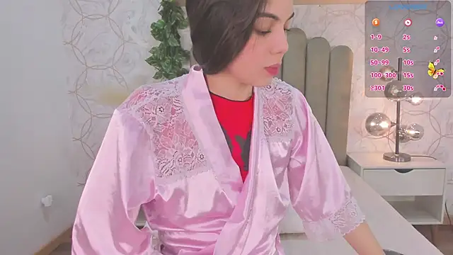 Snapshot of Roma__love chatting on December 14, 2025, 12:00 pm Roma love online show from December 14, 2025, 12:00 pm