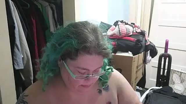 EmberCum online show from November 28, 2025, 7:52 am