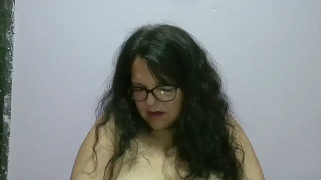 Snapshot of kassandra02 chatting on April 22, 2026, 3:02 am kassandra02 online show from April 22, 2026, 3:02 am