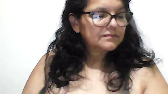 Snapshot of kassandra02 chatting on February 9, 2026, 2:42 am kassandra02 online show from February 9, 2026, 2:42 am