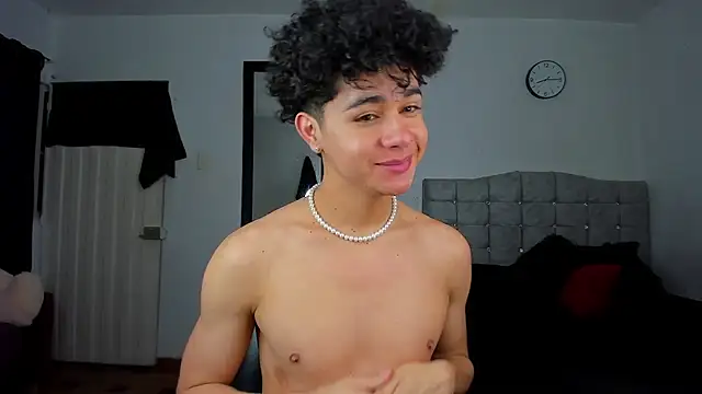 DavidfullOFlove online show from January 7, 2026, 12:15 am