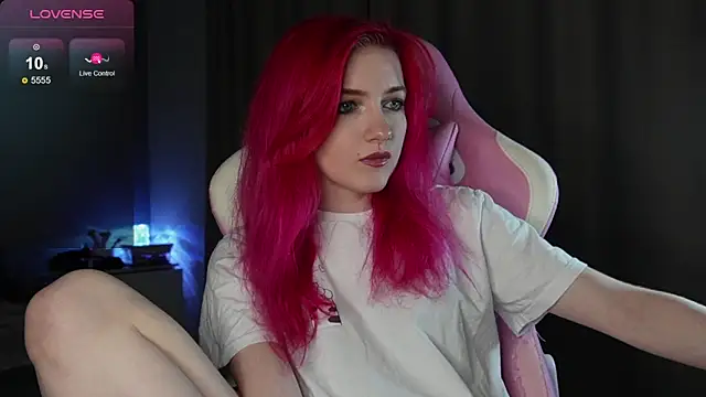 Snapshot of joyhannahh chatting on November 14, 2025, 2:32 pm joyhannahh online show from November 14, 2025, 2:32 pm