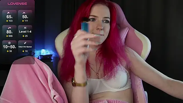 Snapshot of joyhannahh chatting on November 29, 2025, 4:51 pm joyhannahh online show from November 29, 2025, 4:51 pm