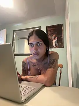 Snapshot of catriona_pia chatting on October 21, 2025, 7:24 pm catriona pia online show from October 21, 2025, 7:24 pm