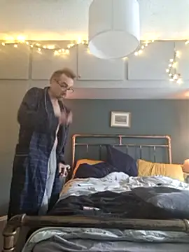 bibananaman online show from January 12, 2025, 2:41 pm