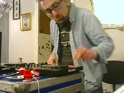 bibananaman online show from January 13, 2025, 5:12 pm