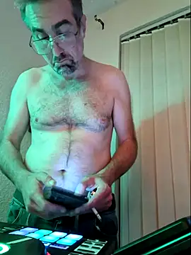 bibananaman online show from October 2, 2025, 2:04 am