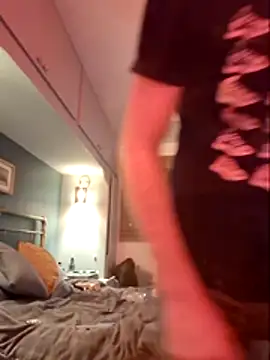 bibananaman online show from October 28, 2025, 2:45 am