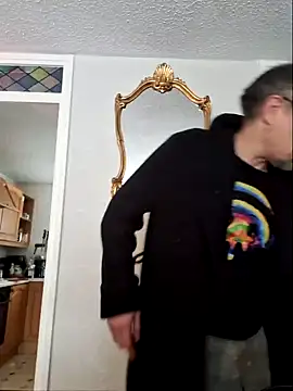 bibananaman online show from January 12, 2025, 9:51 am