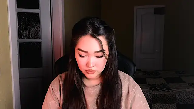 Snapshot of Erica_Wayne chatting on January 11, 2025, 11:12 am Erica Wayne online show from January 11, 2025, 11:12 am