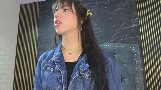 diosagolden online show from November 28, 2025, 8:42 pm