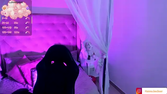 Snapshot of Hanna__Becker_ chatting on March 7, 2026, 3:35 am Hanna Becker online show from March 7, 2026, 3:35 am