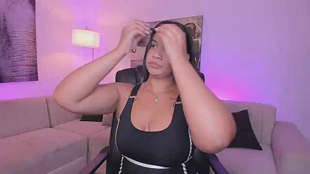 alaia7h online show from November 24, 2025, 7:36 pm