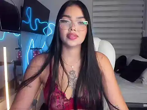 Snapshot of Daisy_20x_ chatting on August 4, 2026, 6:07 am Daisy 20x online show from August 4, 2026, 6:07 am