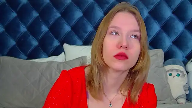 Snapshot of LiliLinn chatting on March 12, 2026, 4:29 am LiliLinn online show from March 12, 2026, 4:29 am