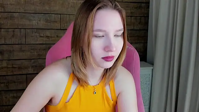 Snapshot of LiliLinn chatting on March 10, 2026, 4:38 am LiliLinn online show from March 10, 2026, 4:38 am