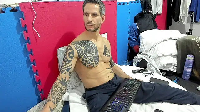 Snapshot of Samurayjiu chatting on October 25, 2025, 8:31 pm Samurayjiu online show from October 25, 2025, 8:31 pm