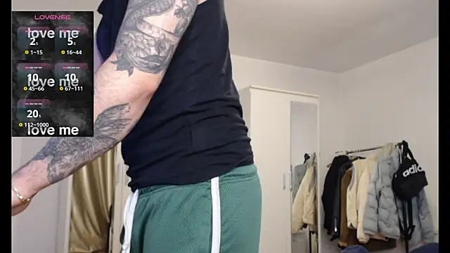 TattedCurls online show from February 12, 2025, 2:56 am