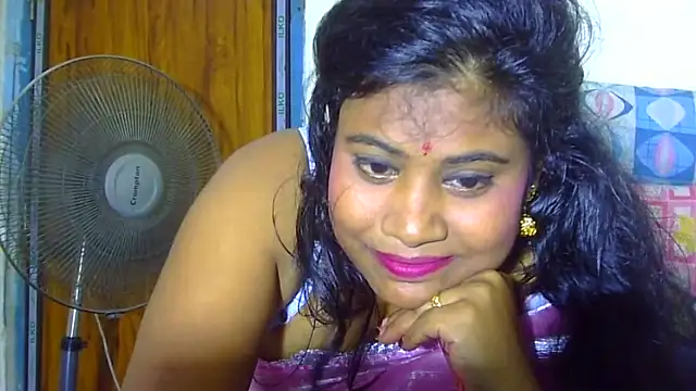 sexy roma online show from September 20, 2025, 5:07 pm