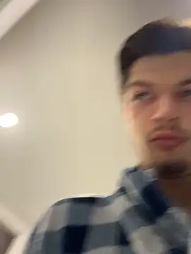 Snapshot of bigmerc chatting on December 1, 2025, 12:39 pm bigmerc online show from December 1, 2025, 12:39 pm