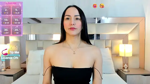 Snapshot of hazel_ross_tcw chatting on May 28, 2026, 2:45 pm hazel ross tcw online show from May 28, 2026, 2:45 pm