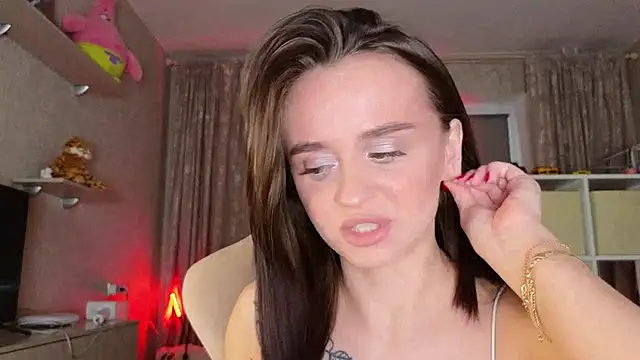 Katy perry  online show from March 8, 2025, 2:34 am