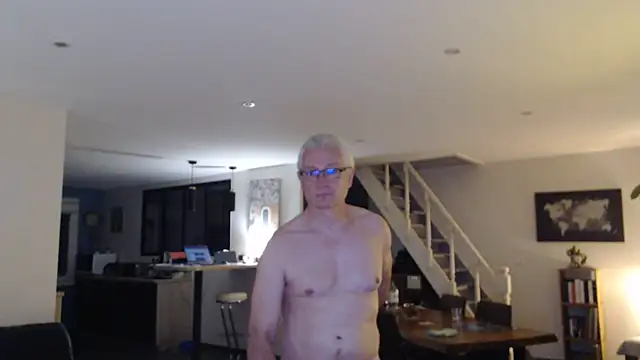 Snapshot of Goduleur69 chatting on October 10, 2025, 8:20 pm Goduleur69 online show from October 10, 2025, 8:20 pm