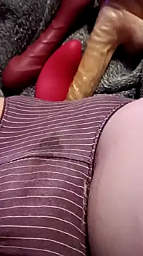 Snapshot of Sophia429 chatting on October 17, 2025, 11:06 pm Sophia429 online show from October 17, 2025, 11:06 pm