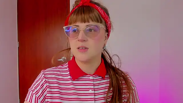 Snapshot of tekila__ chatting on November 30, 2025, 9:15 pm tekila online show from November 30, 2025, 9:15 pm