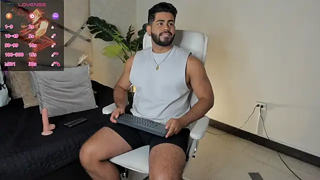 Snapshot of noah_crux chatting on February 11, 2025, 3:51 pm noah crux online show from February 11, 2025, 3:51 pm