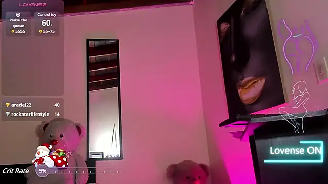 Snapshot of Sweet_Roxy1 chatting on March 12, 2025, 1:58 am Sweet Roxy1 online show from March 12, 2025, 1:58 am