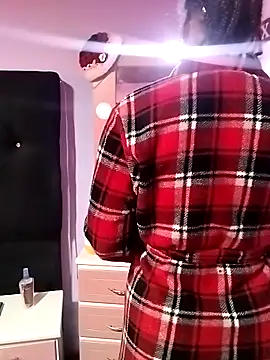 Camille rose  online show from December 3, 2025, 3:33 pm